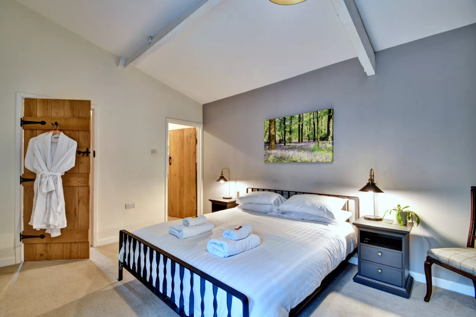 Stable Cottage-Bedroom