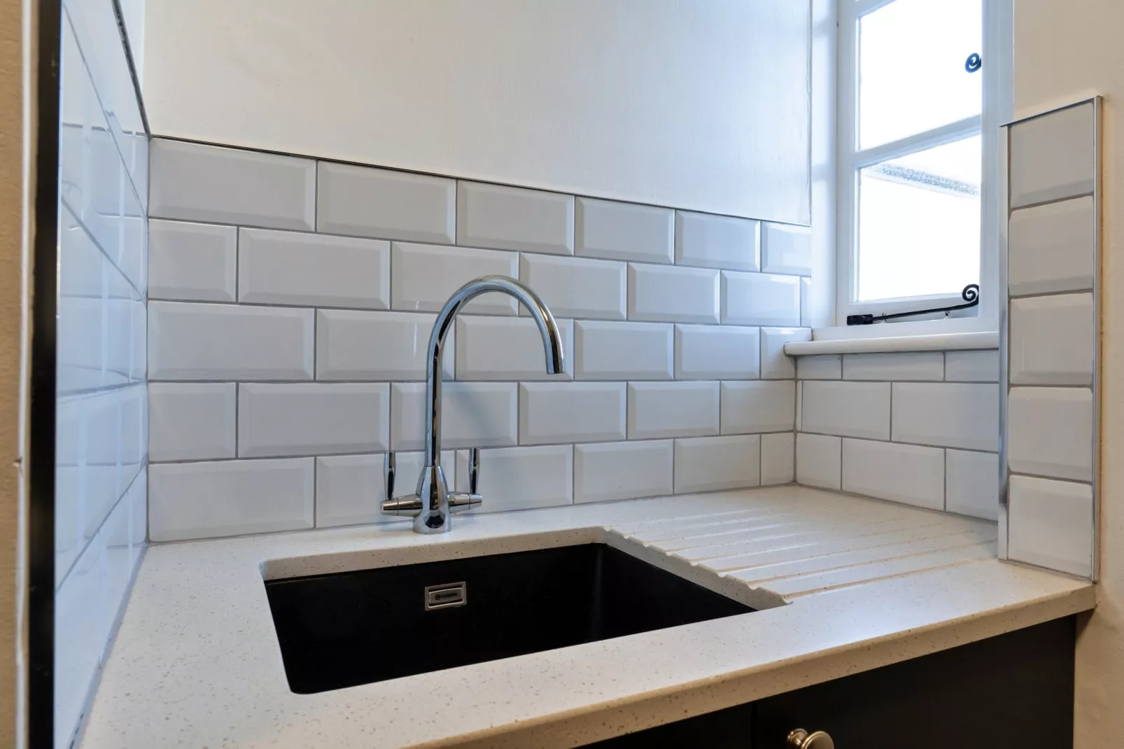 Centre View-Kitchen