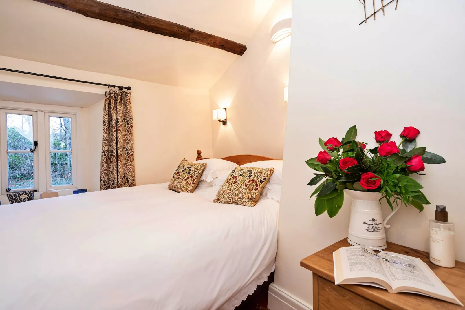 Two Storrs Cottages-Bedroom