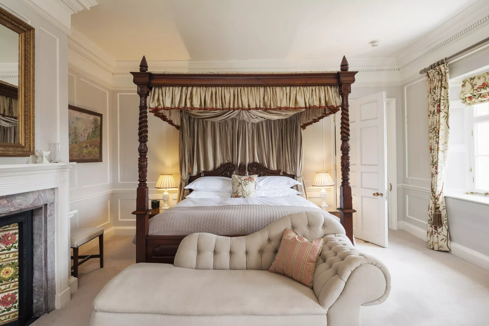 Historic Castle on River Tamar-Chambre