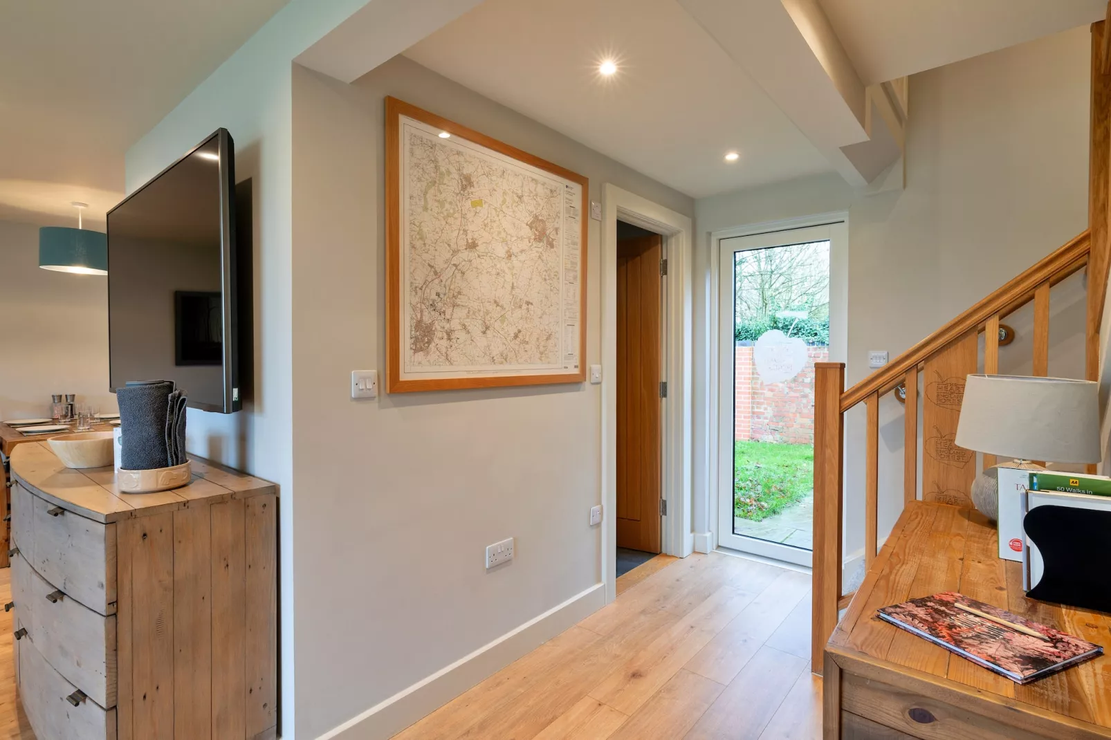Acorn Cottage-Landing