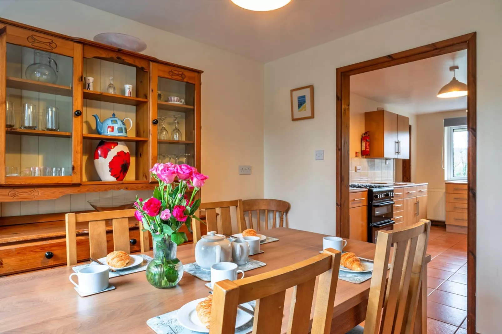 No.1 Gladys' Orchard-Dining room