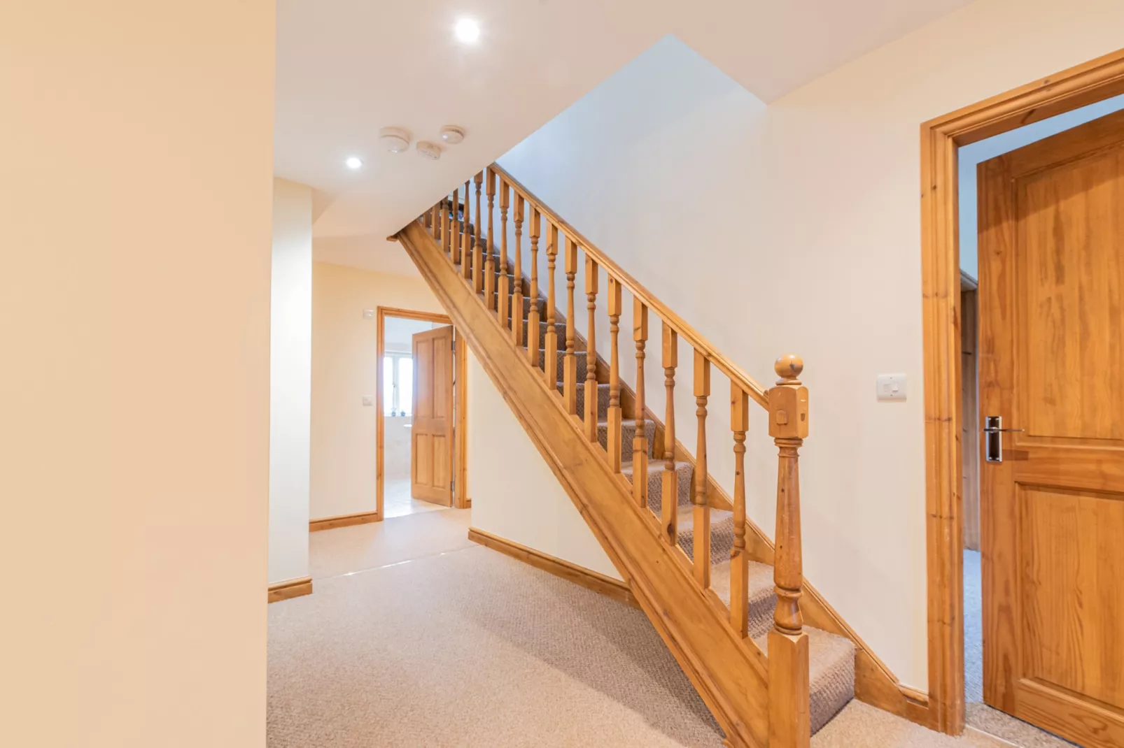 Groes Faen Bach Farmhouse-Landing