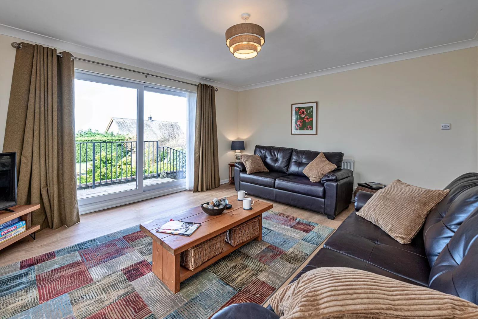 Cesail Y Mynydd-Living room