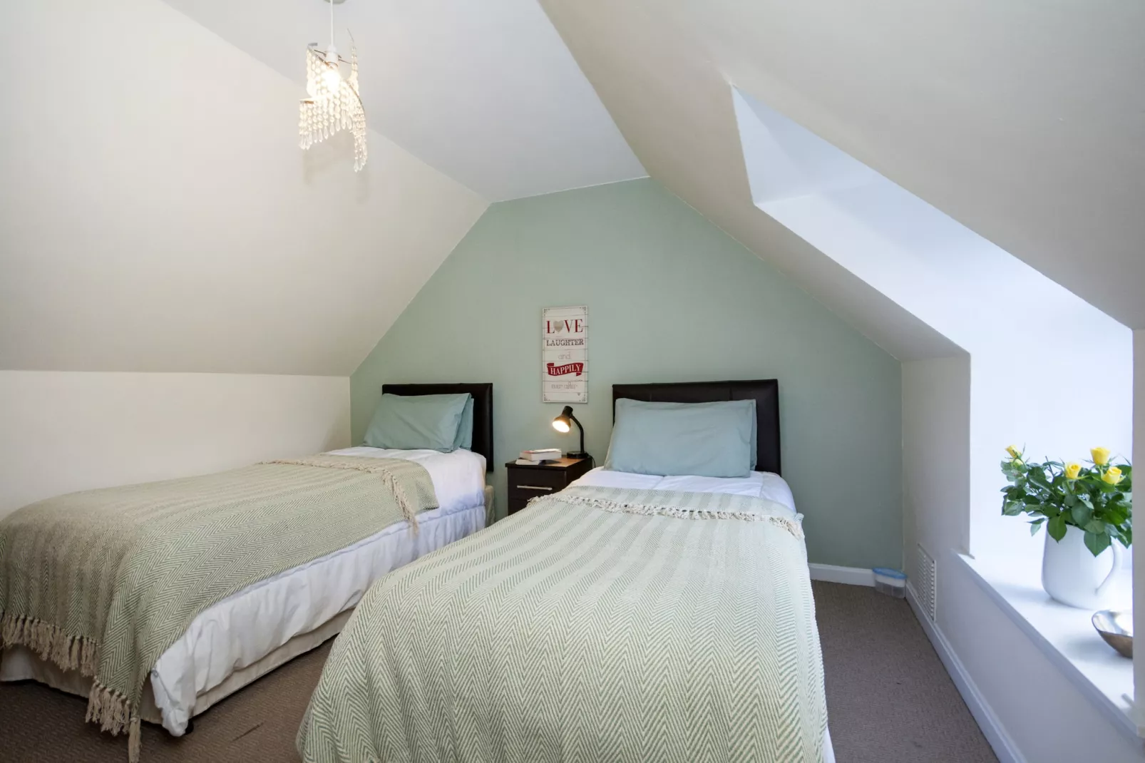 Ellie-Jo Cottage-Bedroom