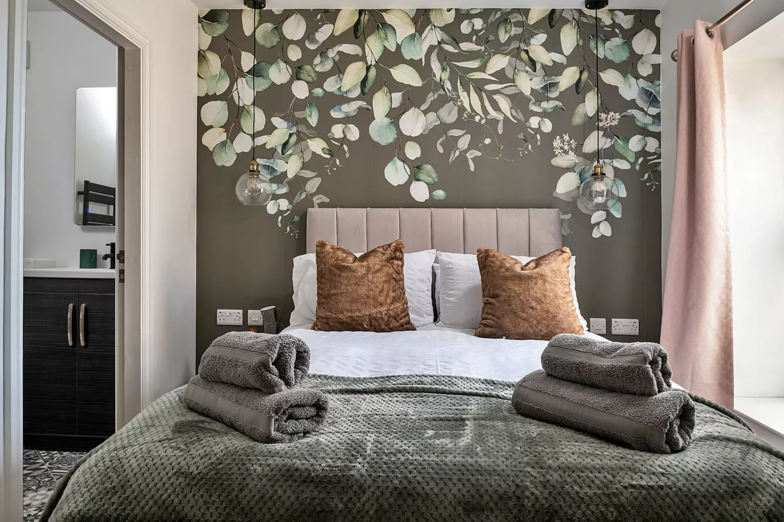 Peace Retreats-Schlafzimmer
