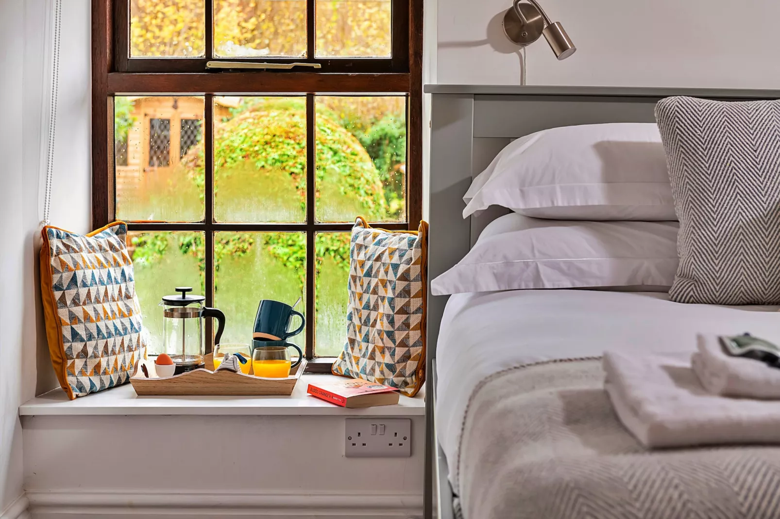 Harp House-Bedroom