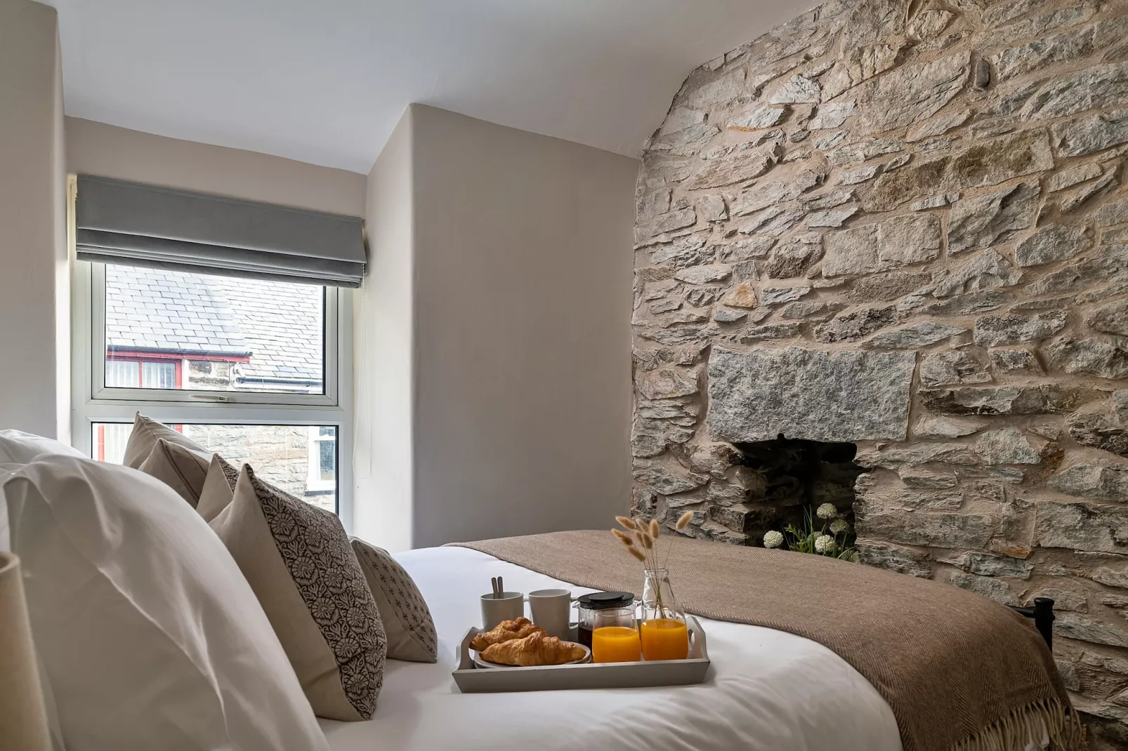 Bwthyn Llechi (Slate Cottage)-Bedroom