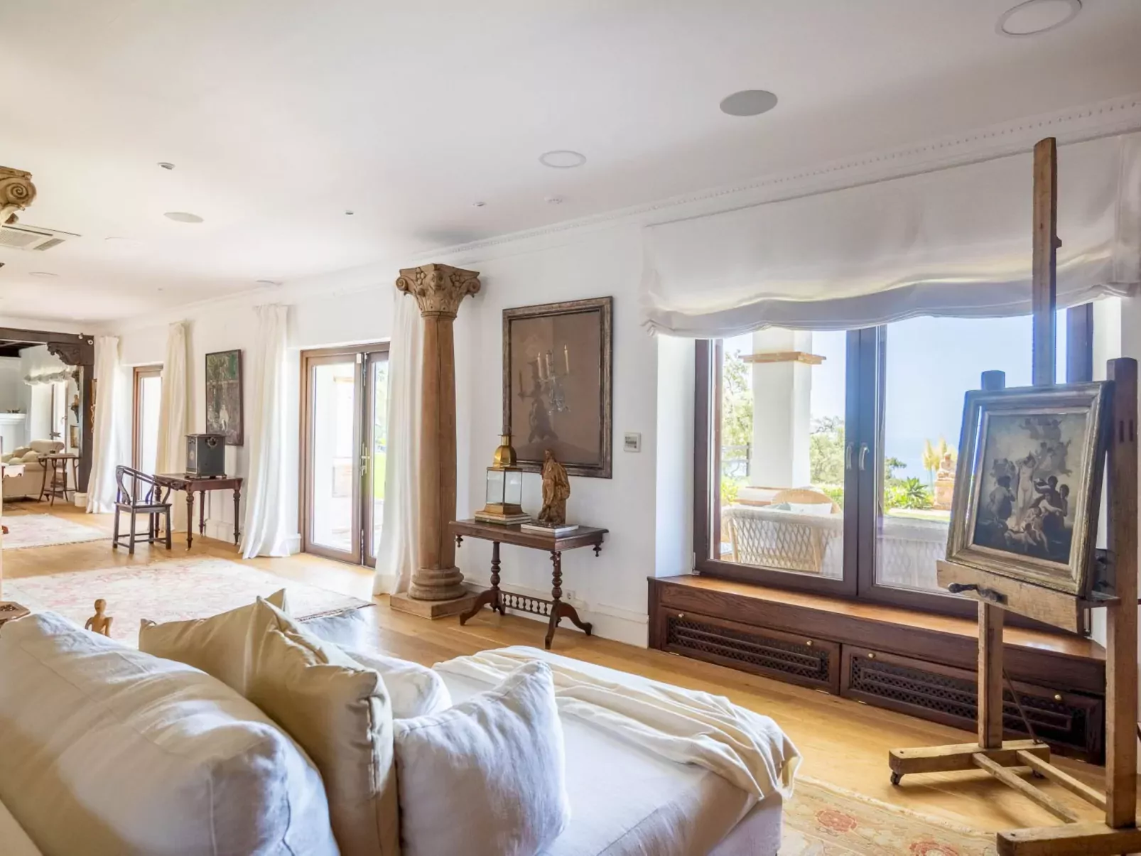 Villa Serena-Inside