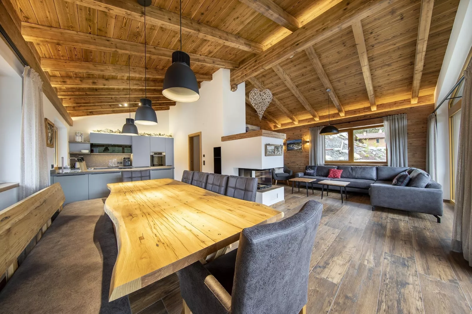 Nationalpark Chalet Malhamhorn-Living room