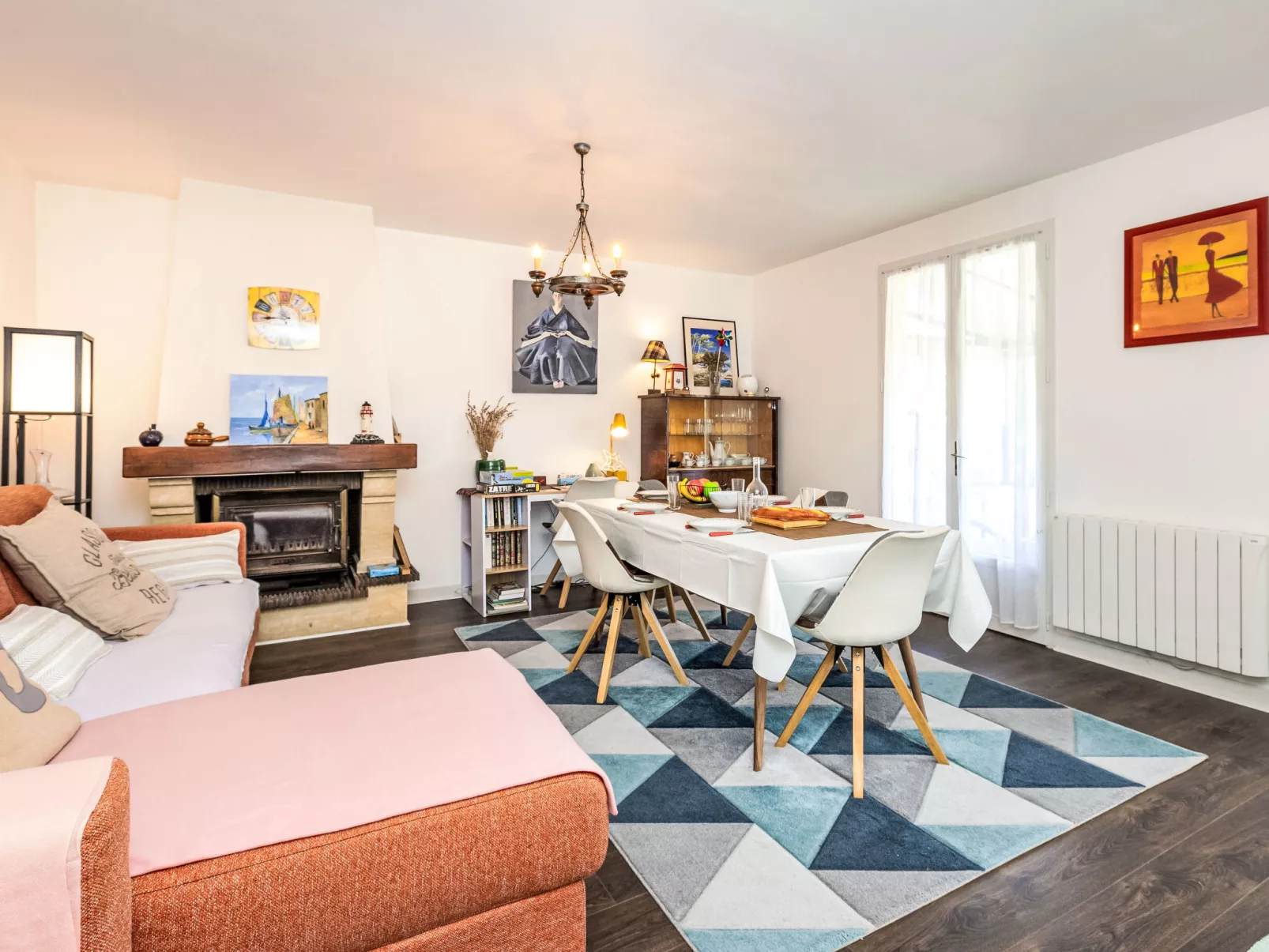 Le Petit Moulin-Inside