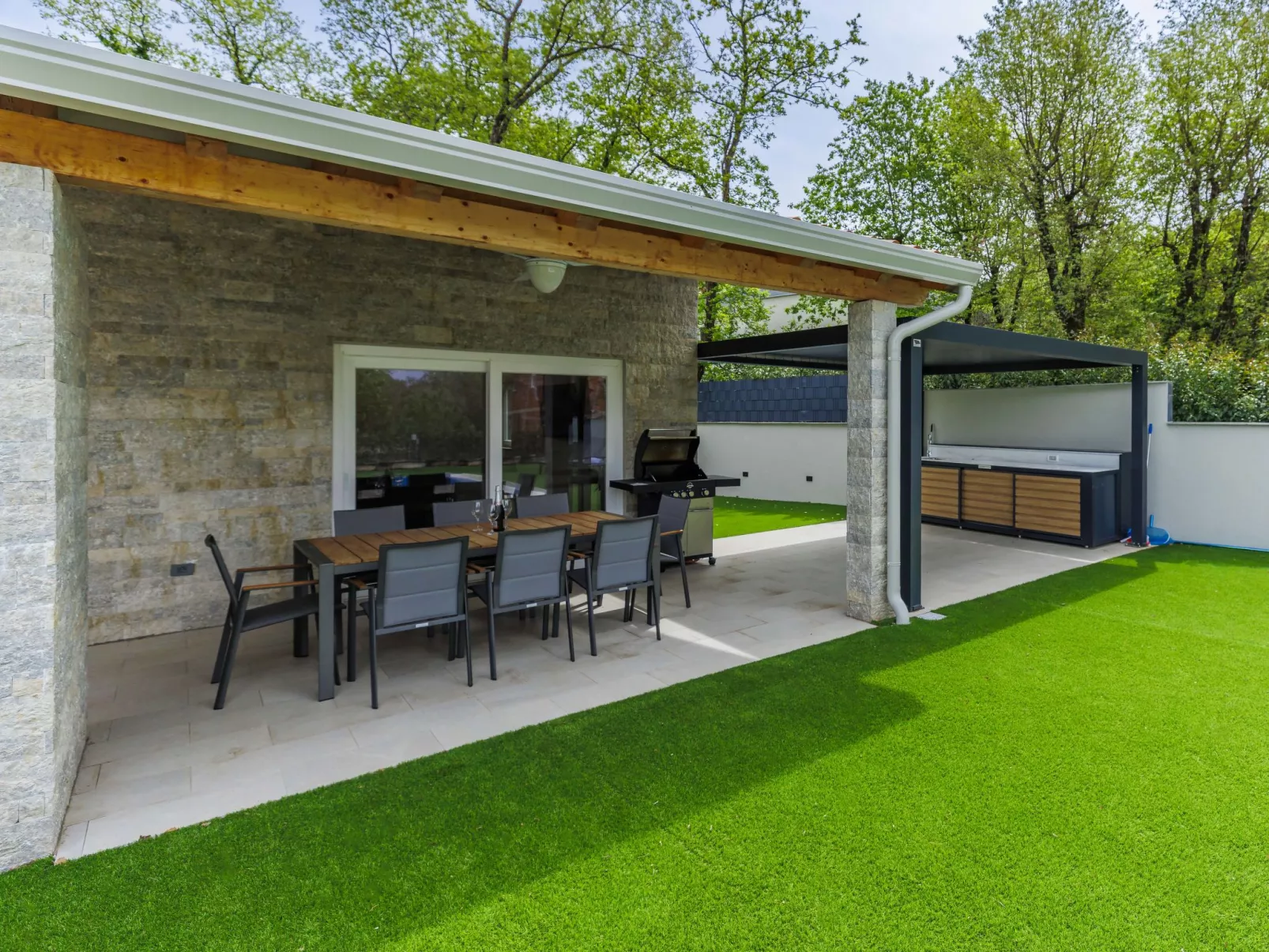 Villa Zoia-Outside
