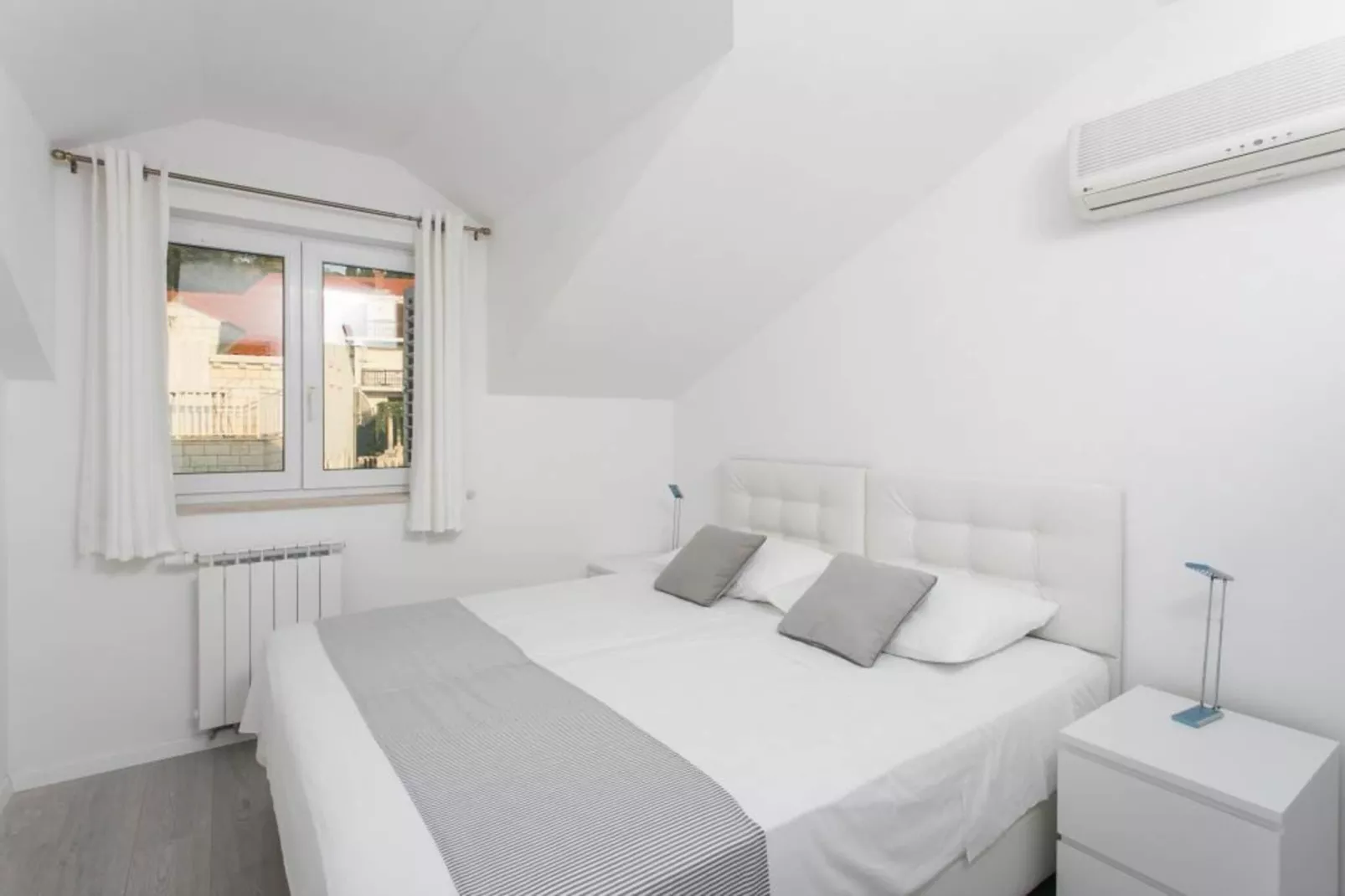 Apartments Villa Dubrovnik - Three Bedroom Apartment - Penthouse with Hot Tub-Bedroom
