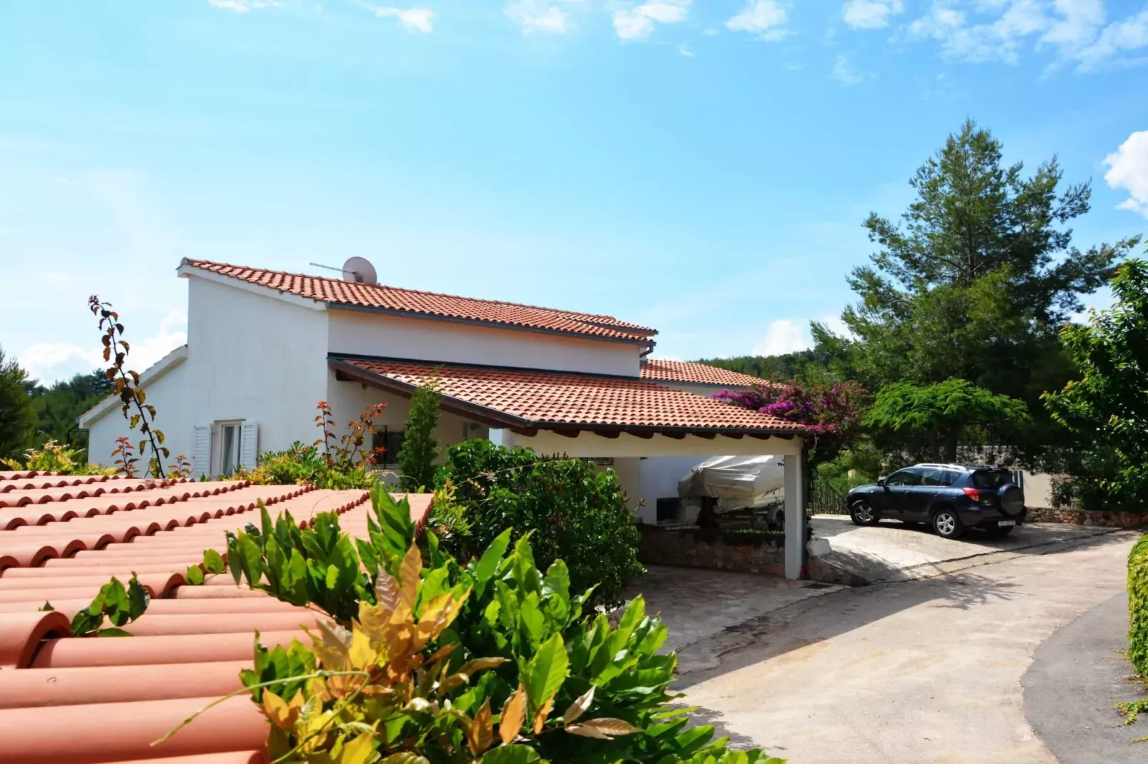 Blissful Bay Apartments Vrboska - One Bedroom Apartment with Balcony (owner Smokva)-Außenbereich