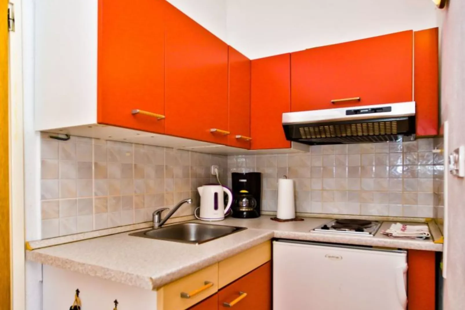 Charming and Sunny Hvar Apartments - One Bedroom Apartment with Balcony (owner 6)-Kitchen