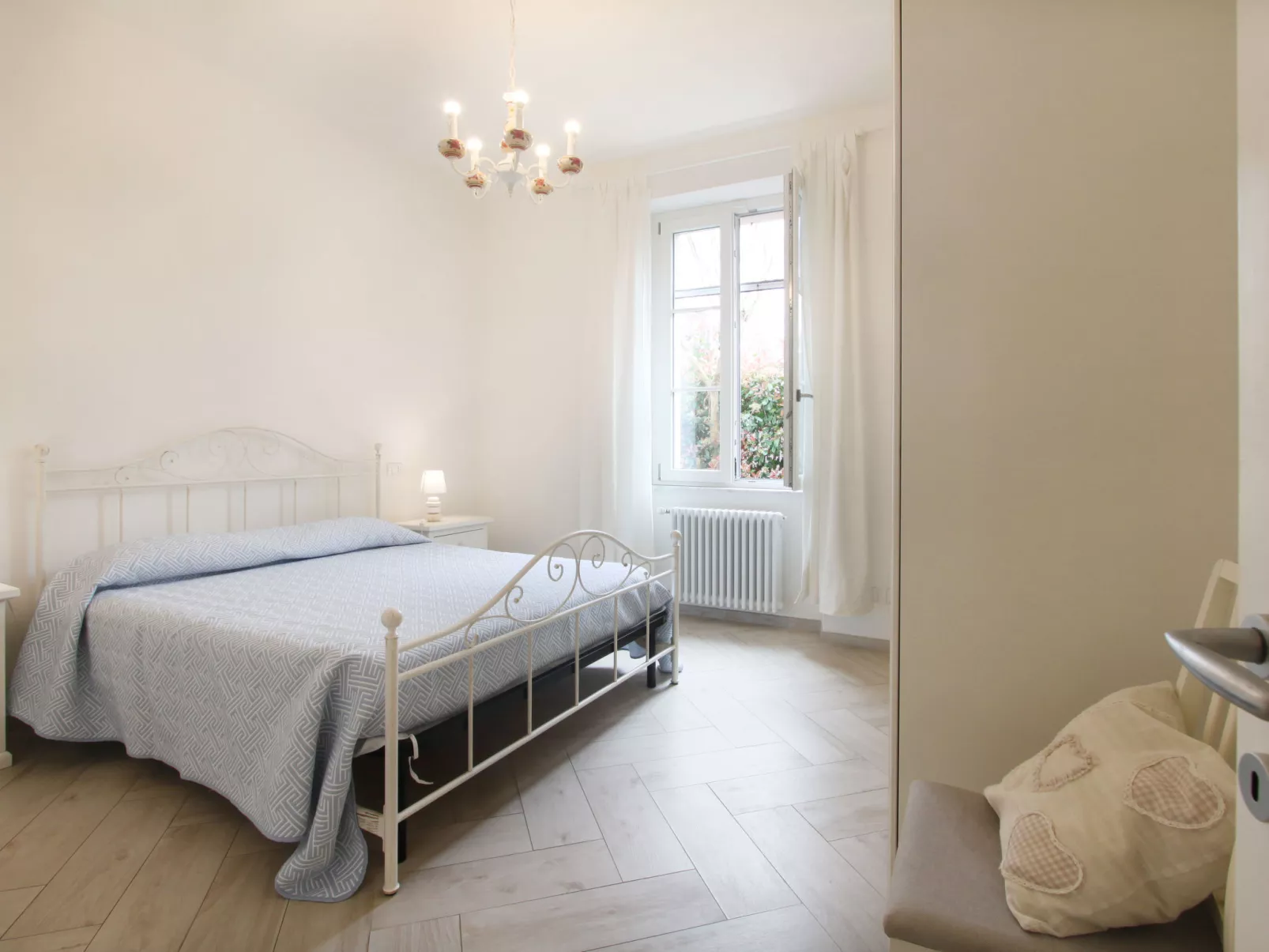 Villa Gabriele-Dedans