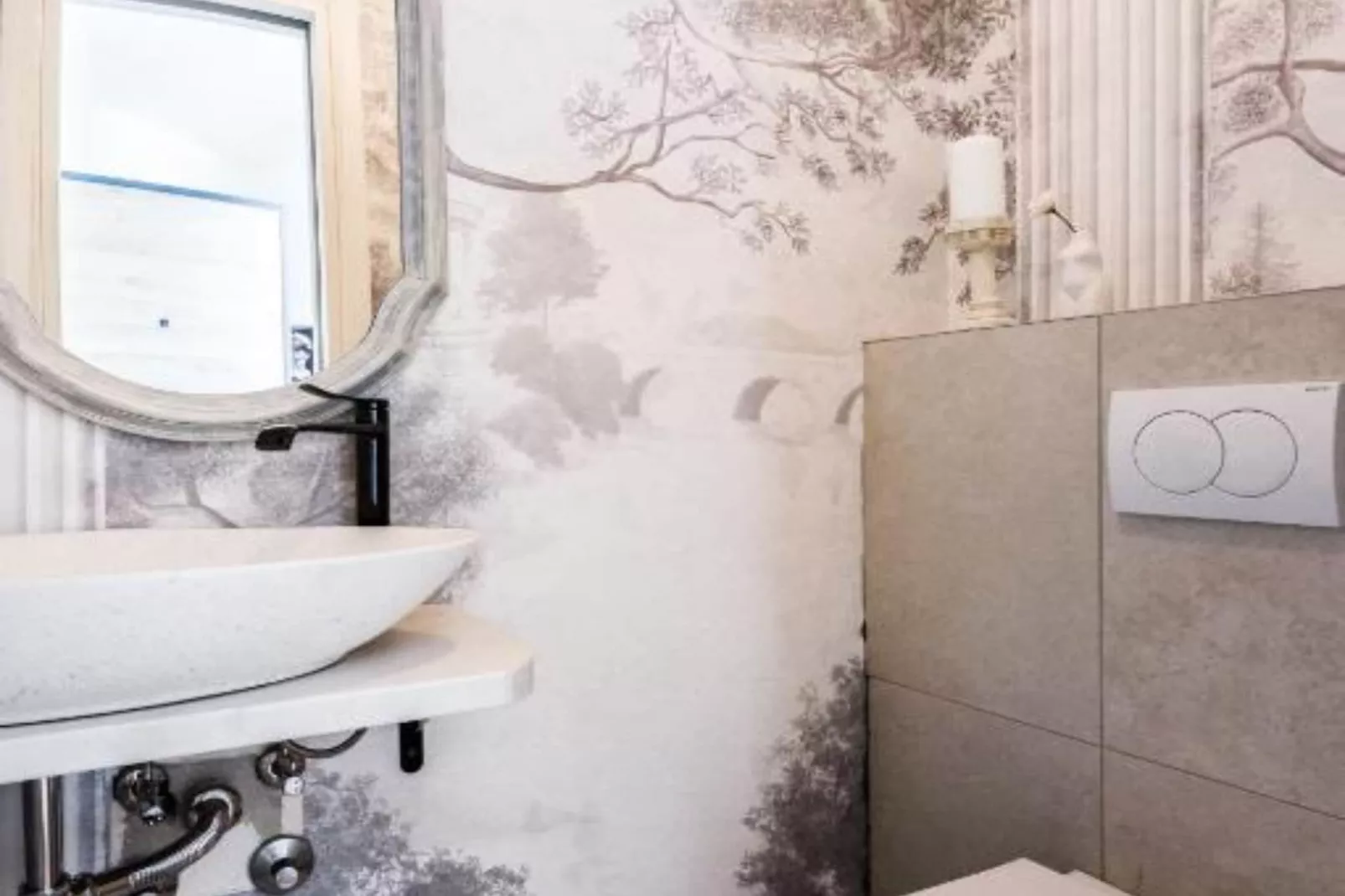 Three-Bedroom Penthouse Apartment-Bathroom