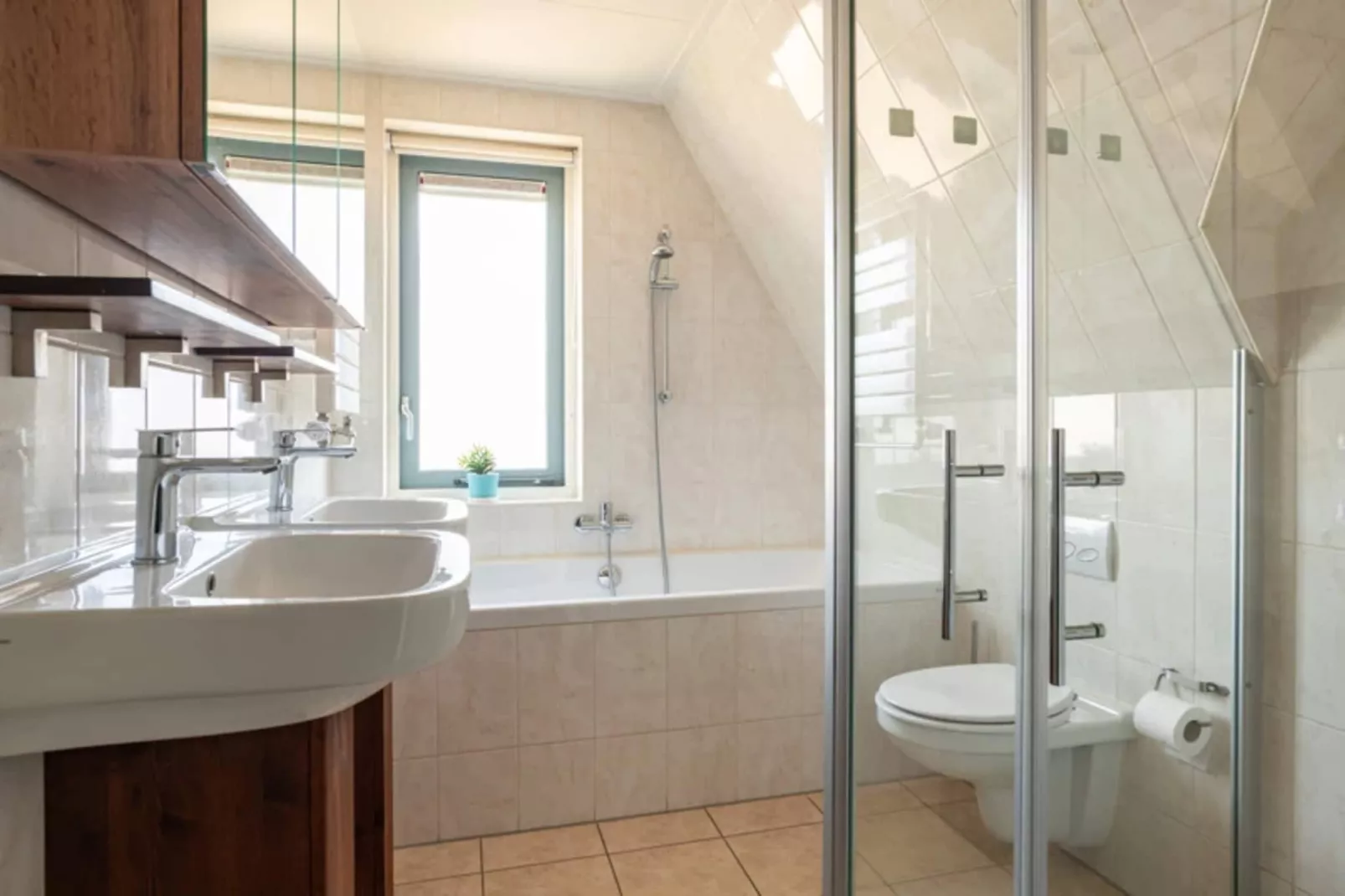 Vakantiepark Duynzicht 3-Bathroom