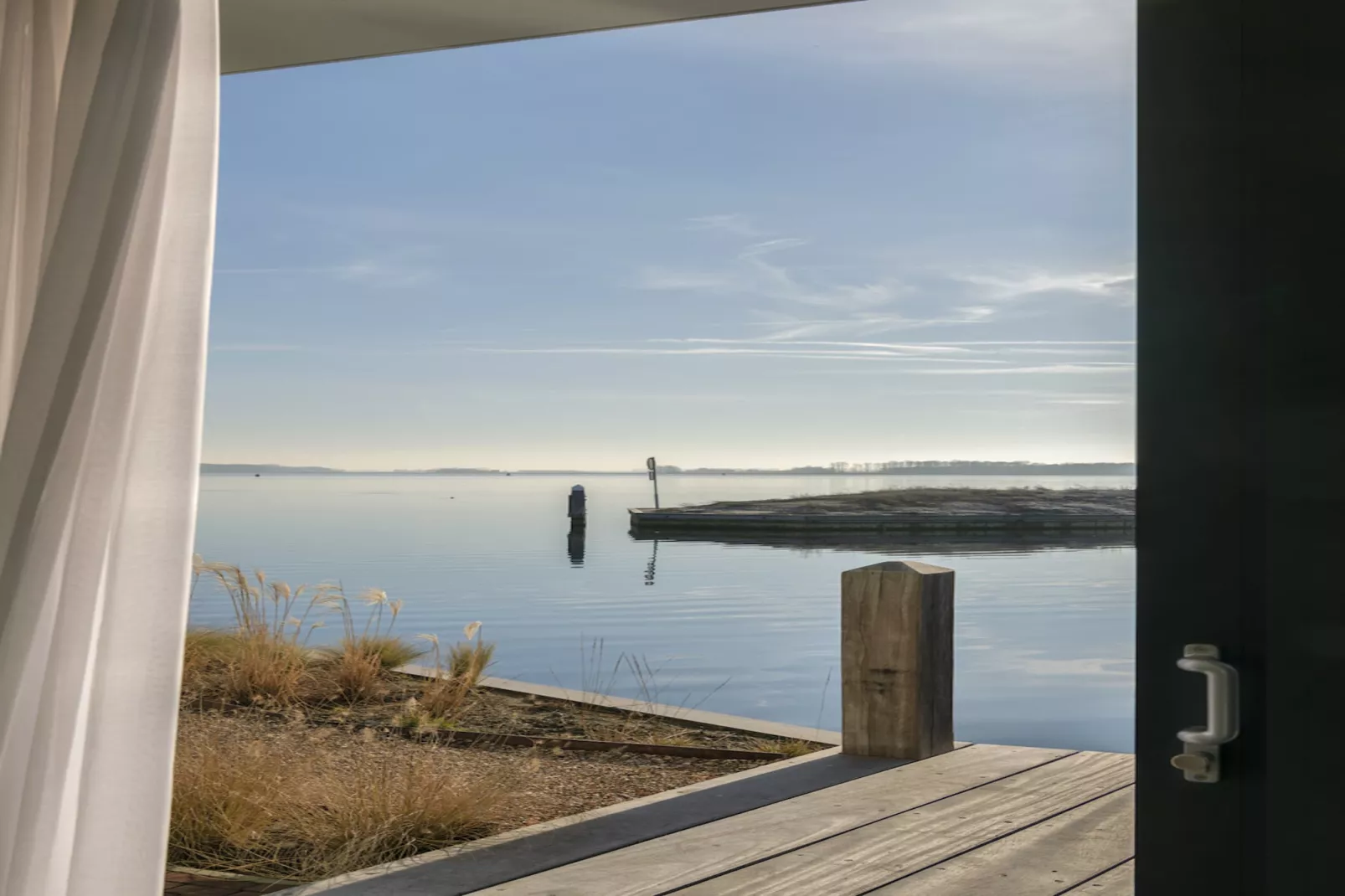 Harbour Village 2-Areas summer 1km