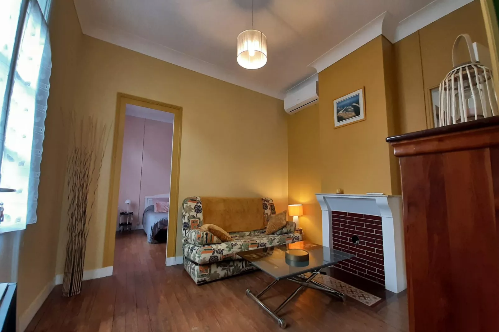 Ferienhaus in Arcachon mit Garten und Außenküche-Wohnzimmer