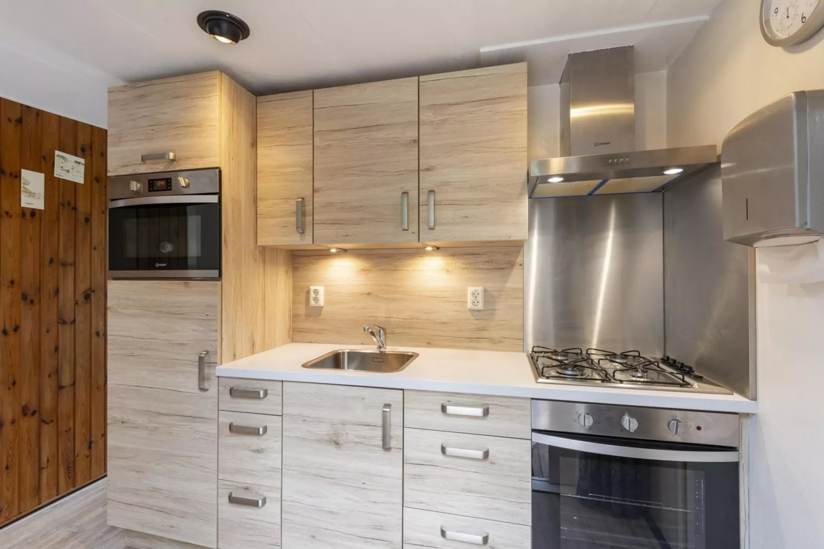 Duinland 115-Kitchen