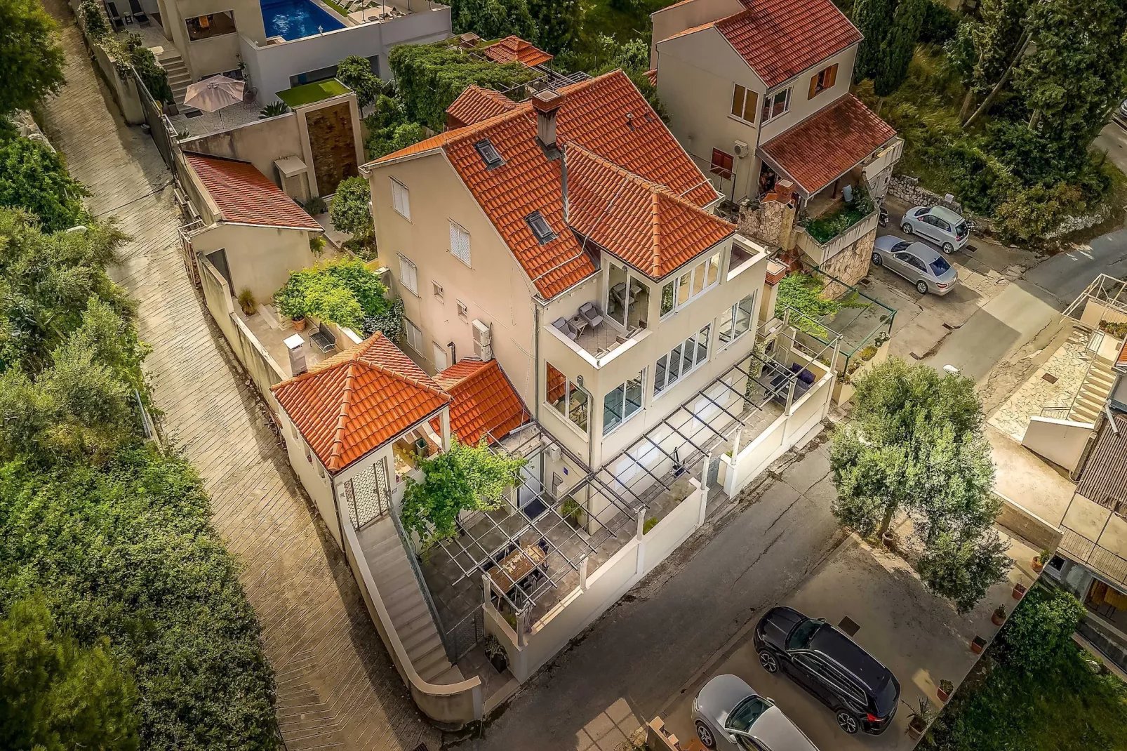 Villa Luciana Residence - Five-Bedroom Villa with Two Pools and Spa Center-Außenbereich