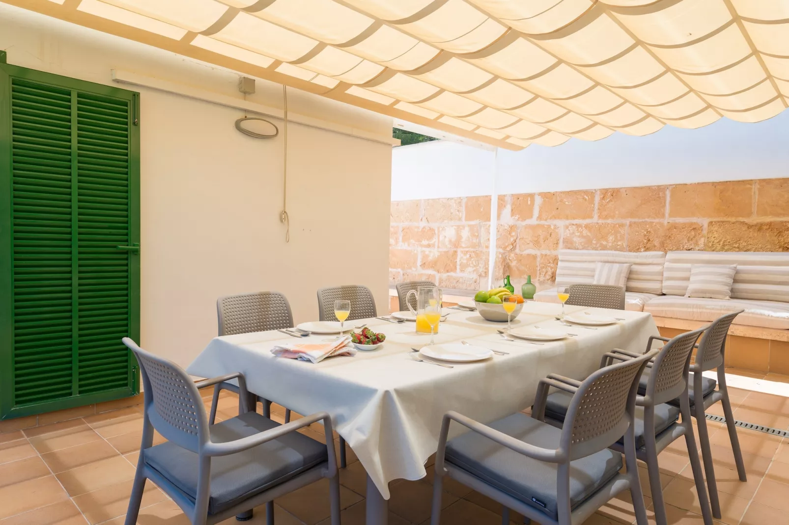Can Roig (caldes)-Salle à manger