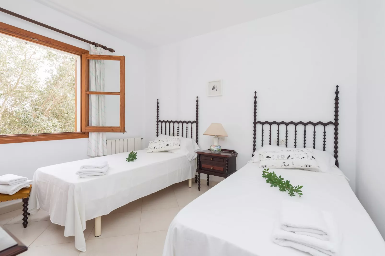 Can Boira-Bedroom