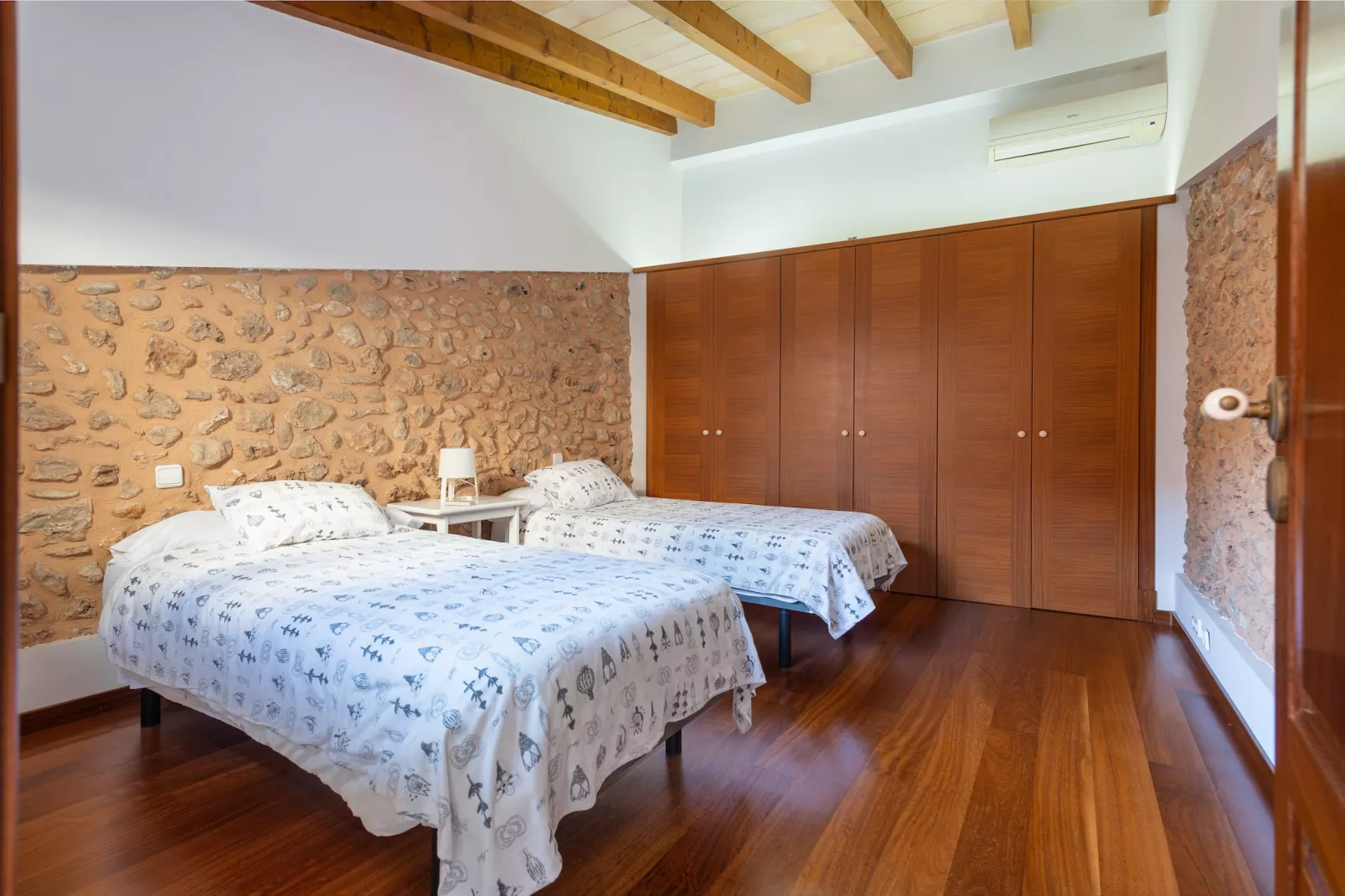 Can PuÇa (sa Pobla)-Image-tags.