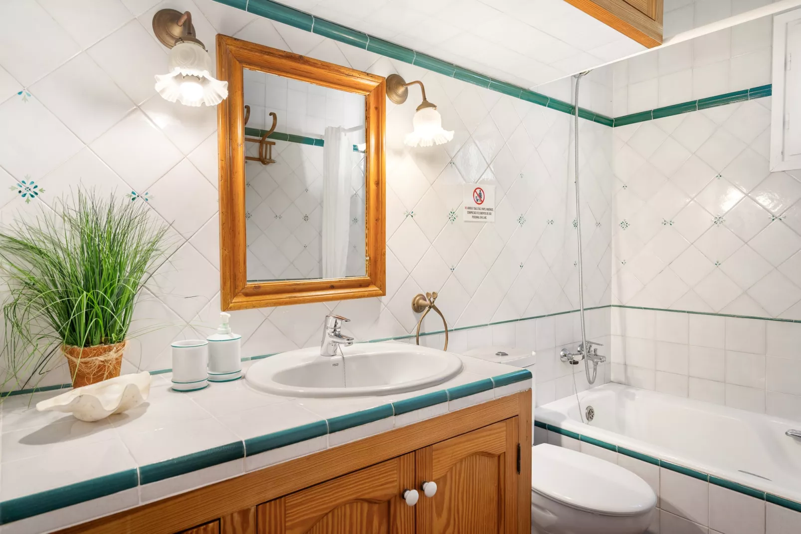N'antiga-Bathroom