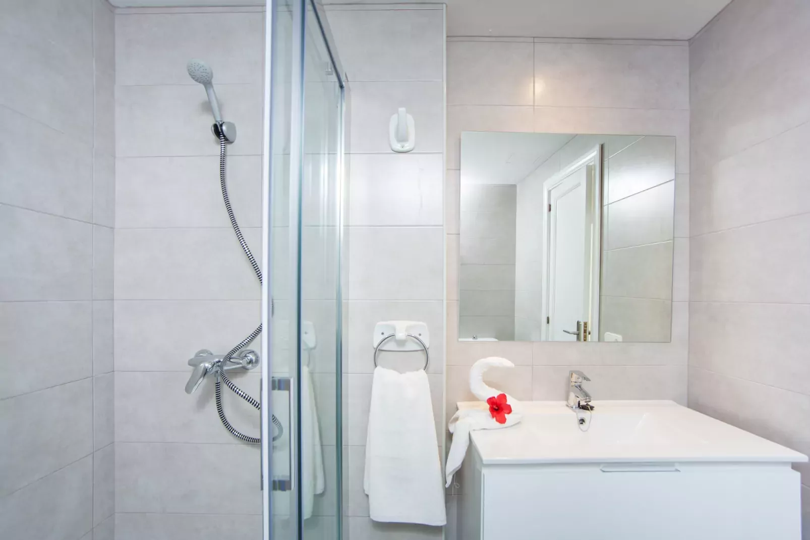 Sun Of The Bay 1 (b3 - A1)-Bathroom