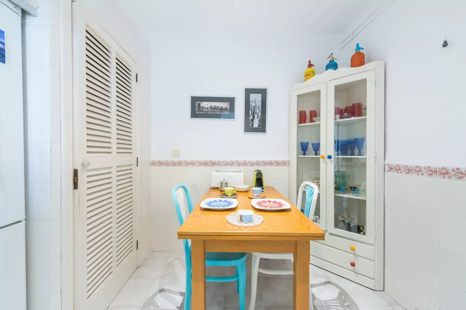 Xarus 1-Dining room