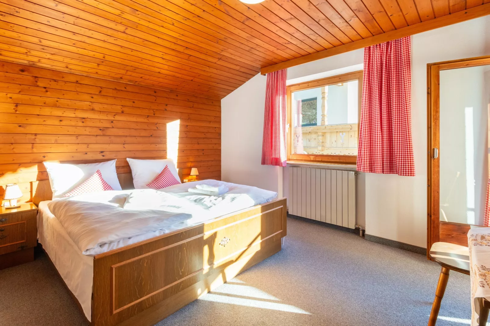 Ferienhaus Die Ginin-Außenbereich Sommer