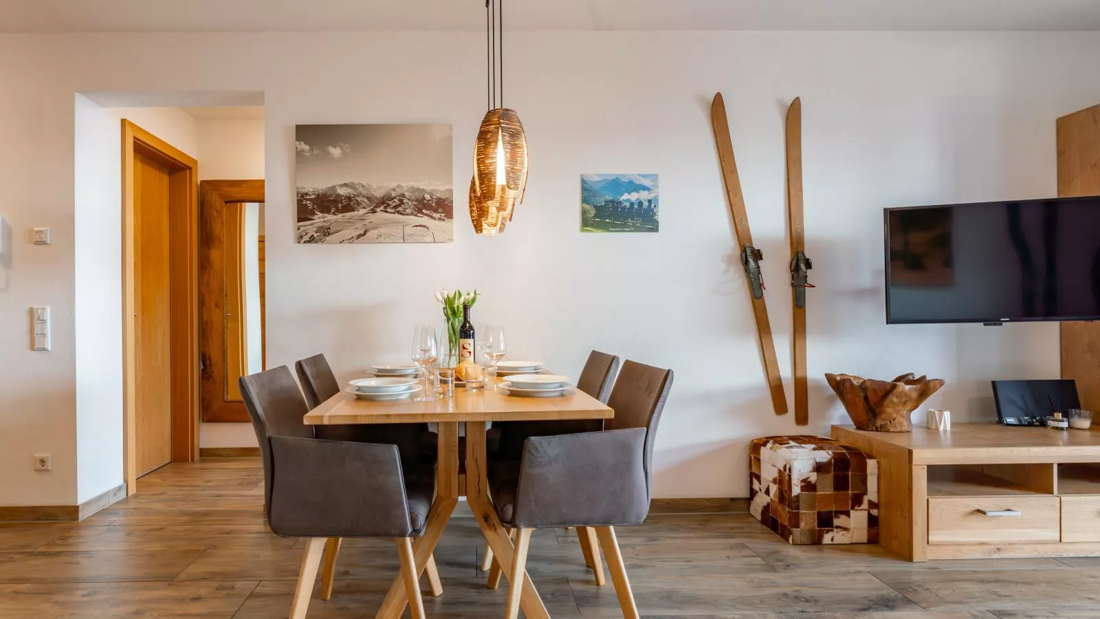 Tauern Suites Mitterwirt TOP 213-Dining room