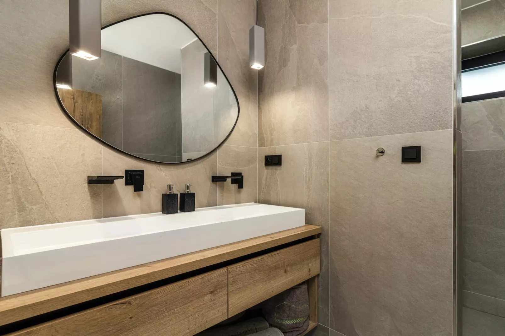 Celadna MCMV530-Badezimmer