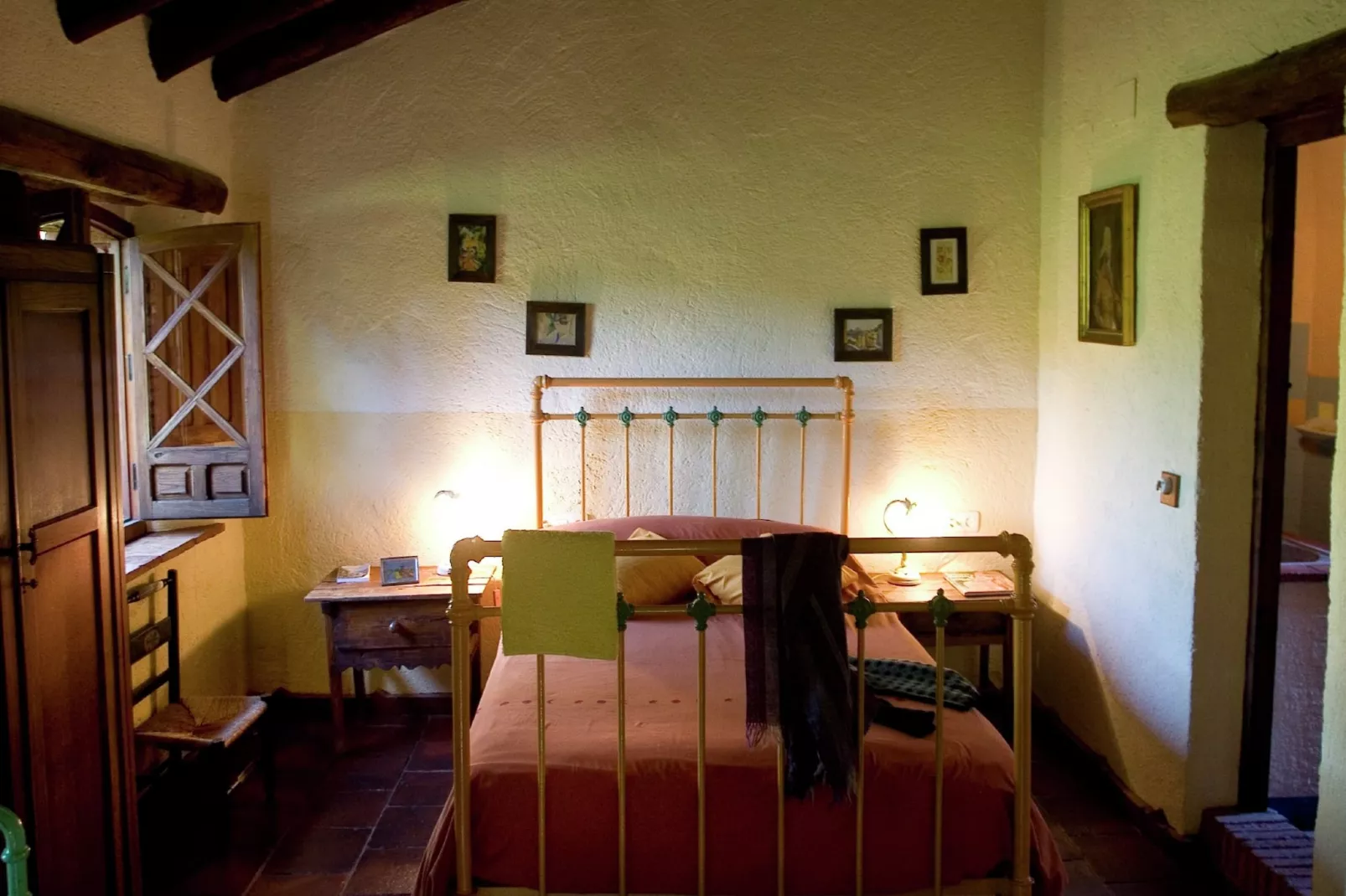 Zoya-Bedroom