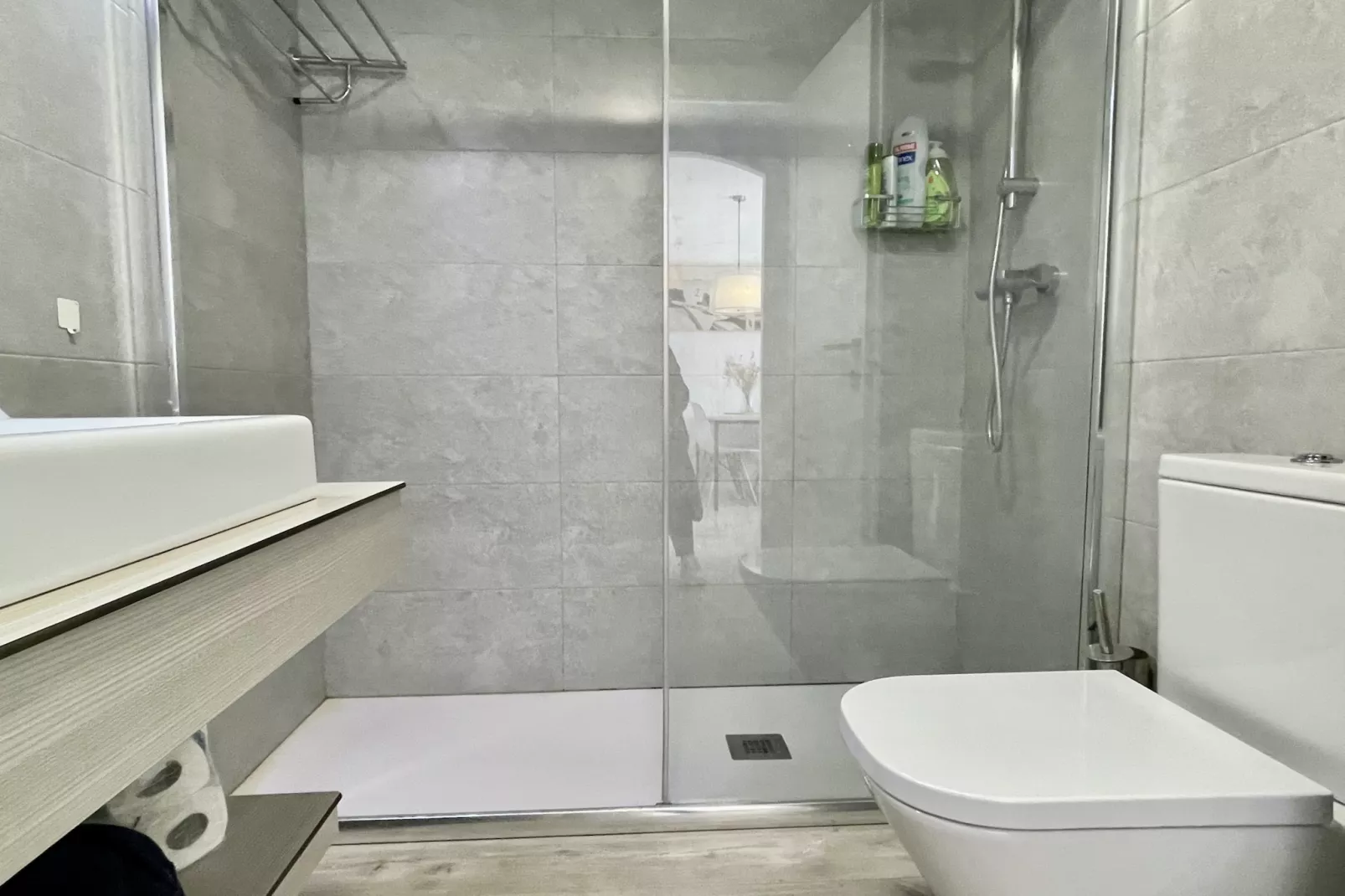 FESTASTAR 104-Bathroom