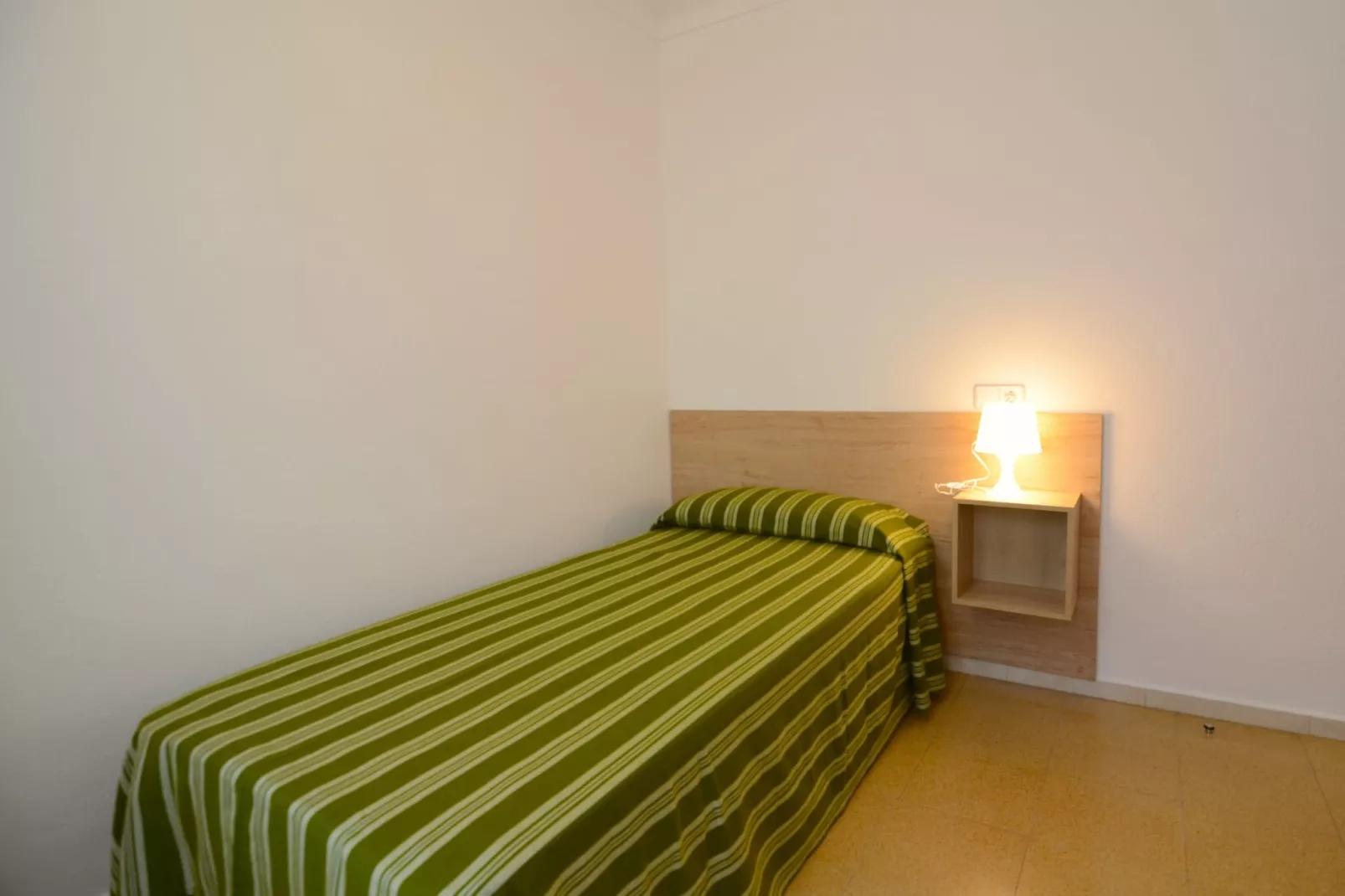 MARINA 1-D-Bedroom