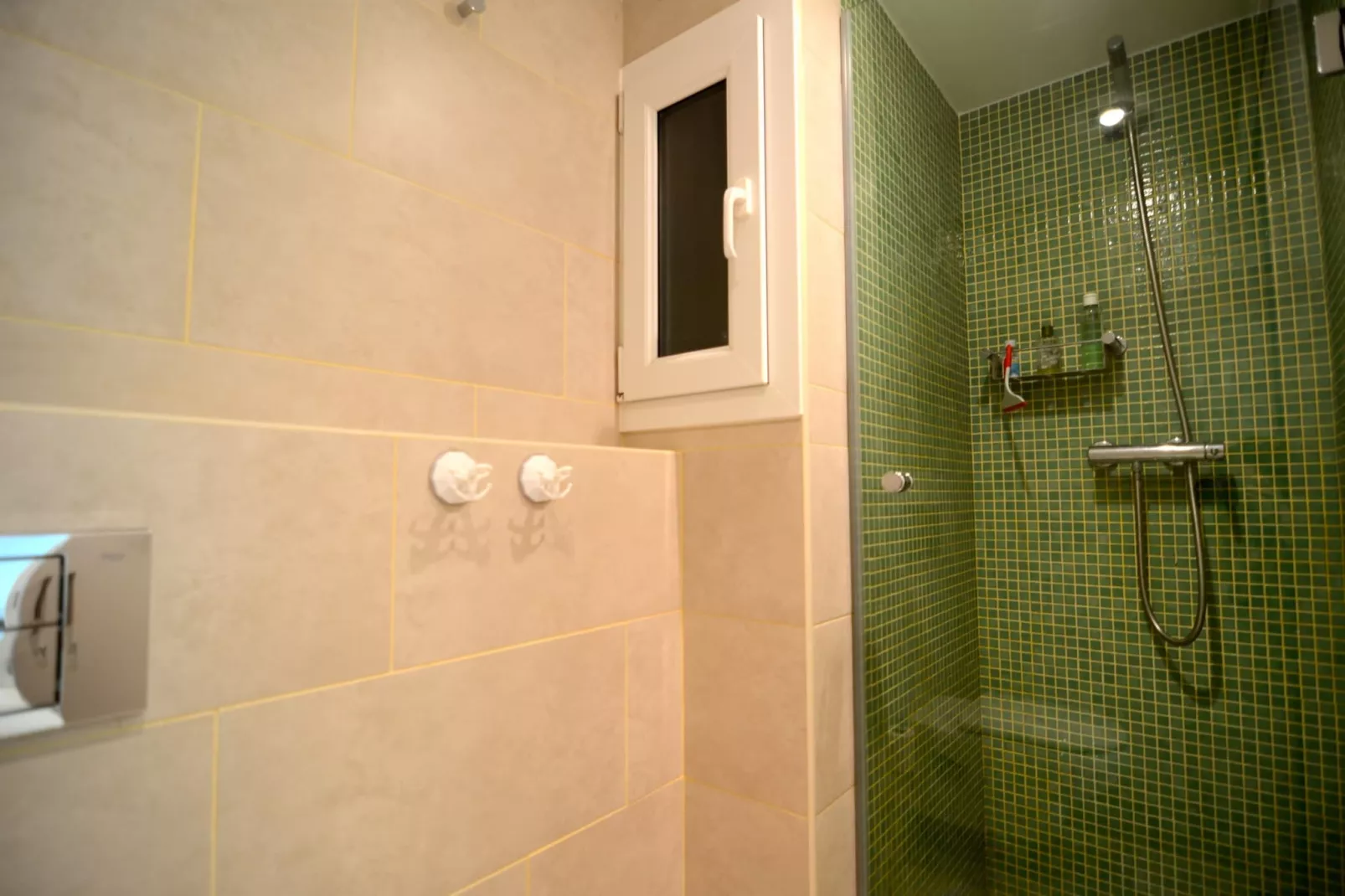 ROCAMAURA I B 4-4-Bathroom