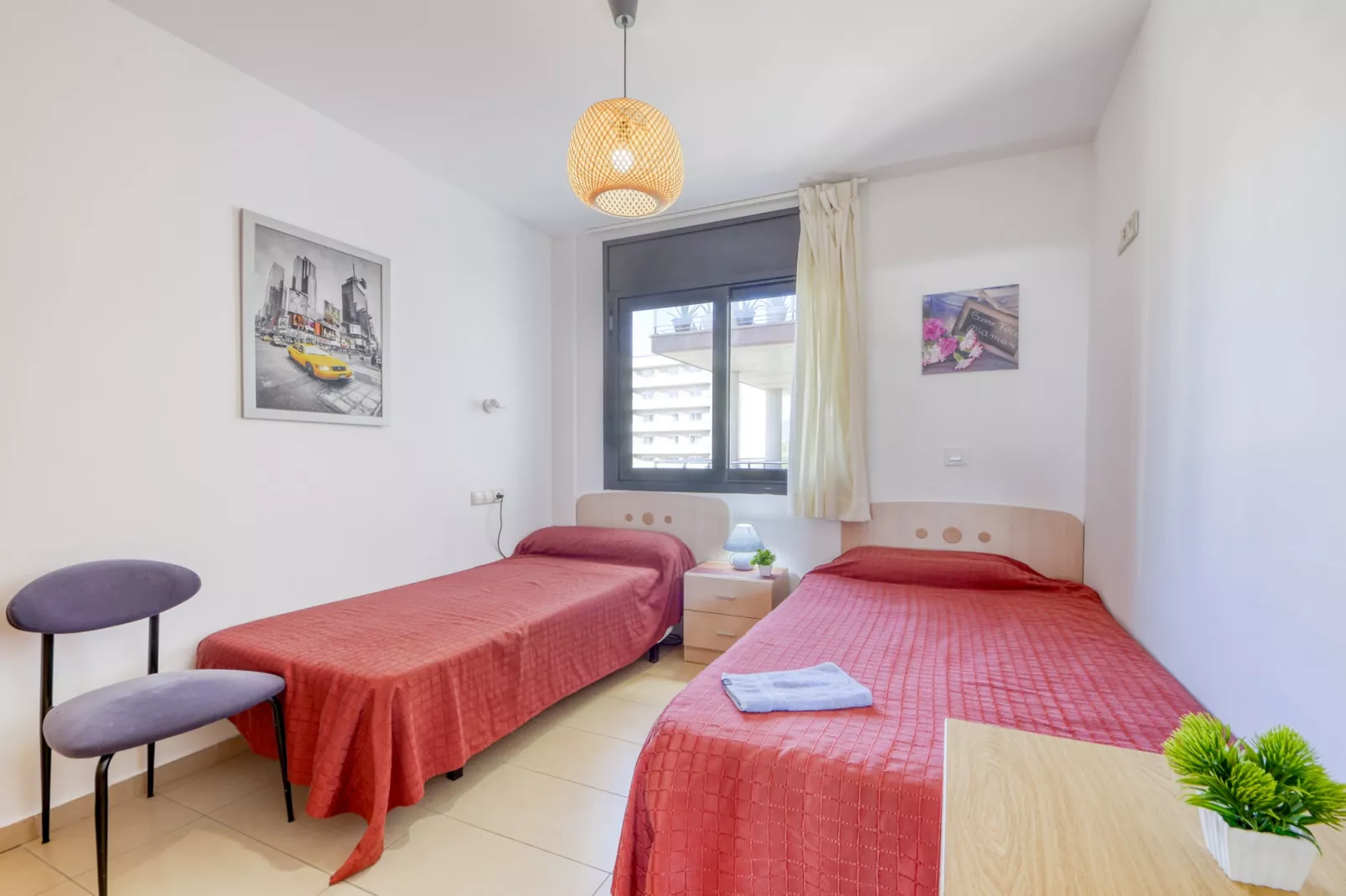MARITIM 2 D Roses-Bedroom