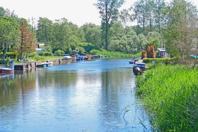 Floating House 1 - Classic / 4 Personen-Areas summer 1km
