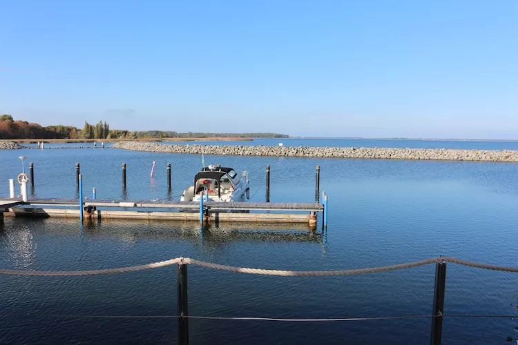 Floating House 3 - Classic / 4 Personen-Areas summer 1km