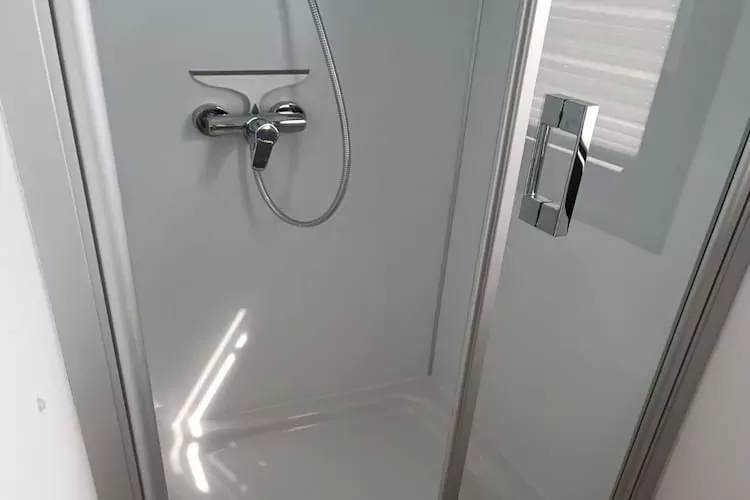 Floating 44 - Boot 2 / 3 Personen-Bathroom