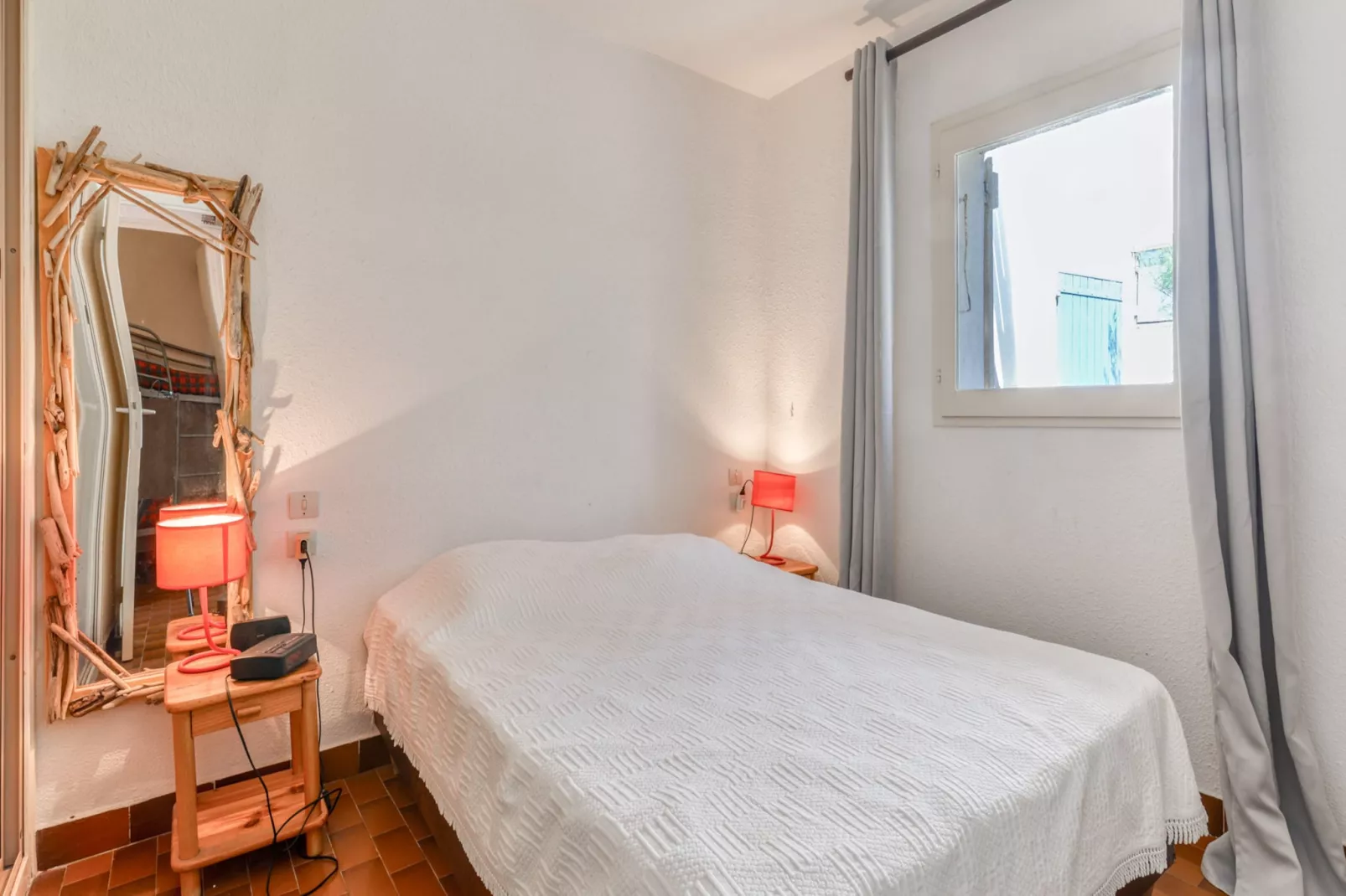Port La Roquille N°98 - 2P6C-Schlafzimmer
