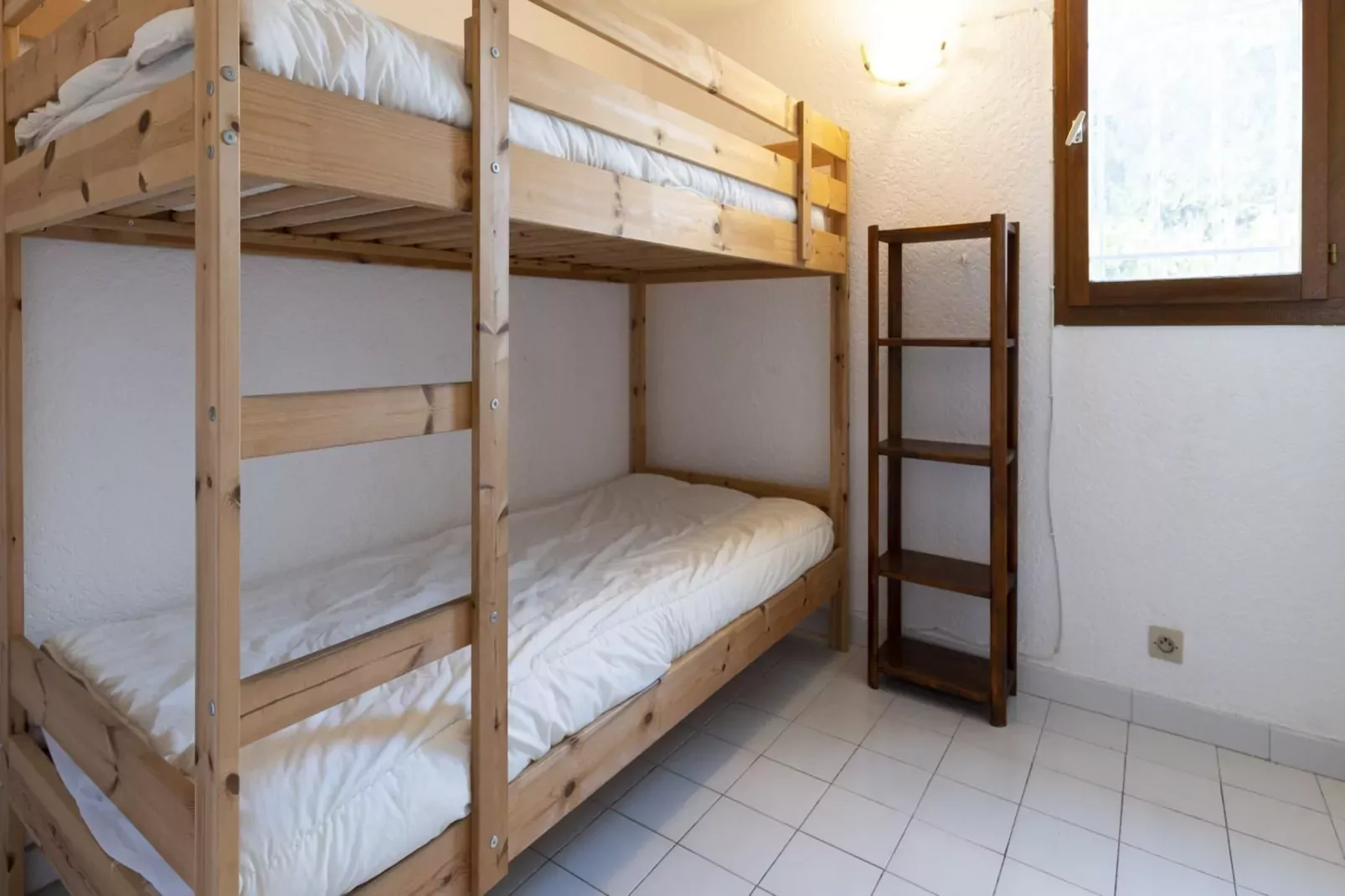 Les Ondines 2 N°15 - M3M6-Bedroom