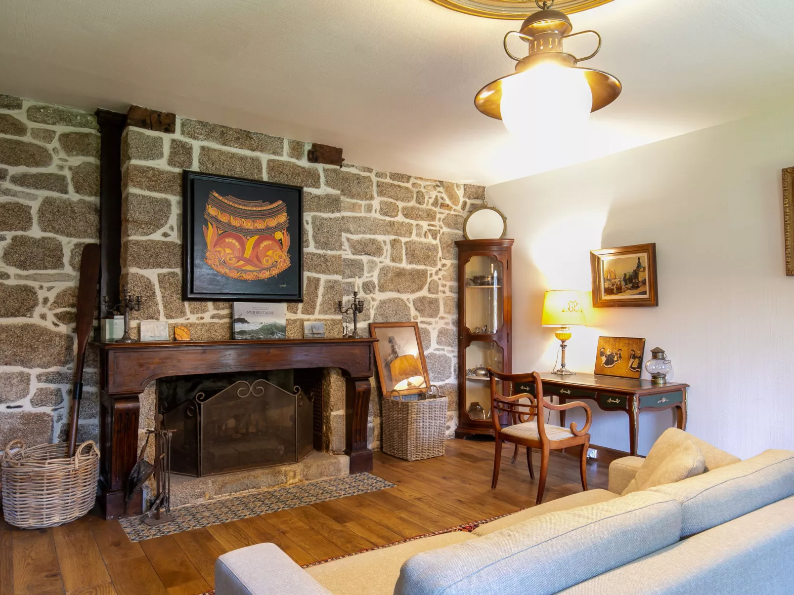 Maison Duquesne-Inside