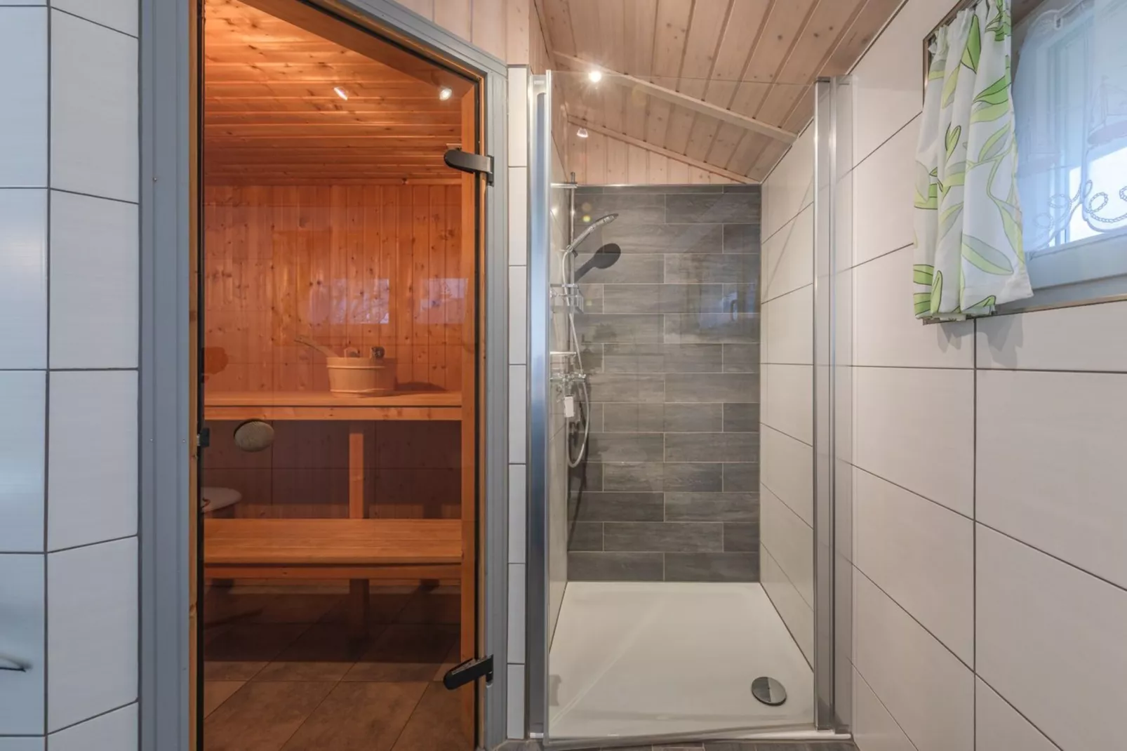 Ferienhaus Seeschwalbe-54-Bathroom