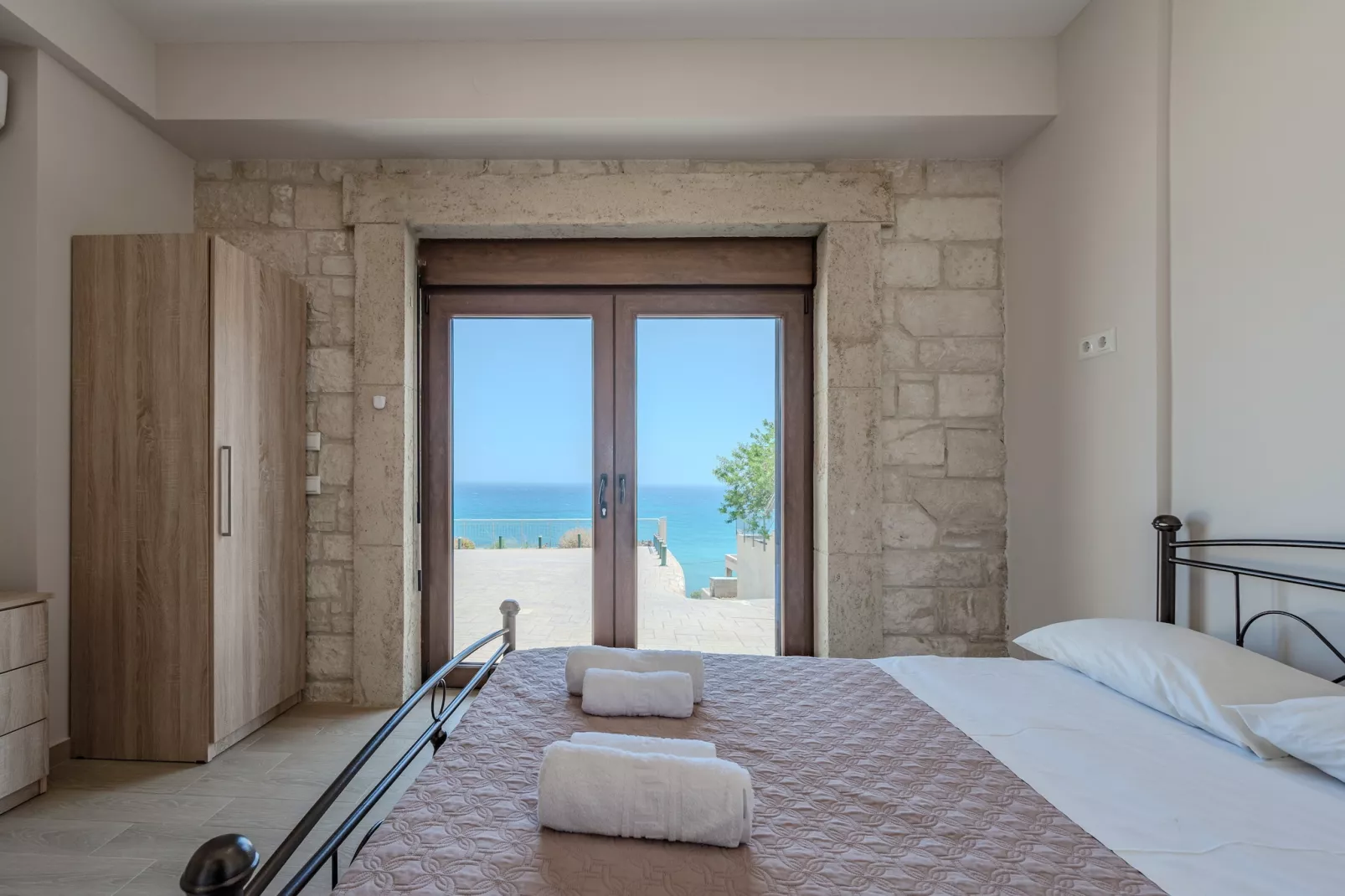 Petrina 4-Bedroom