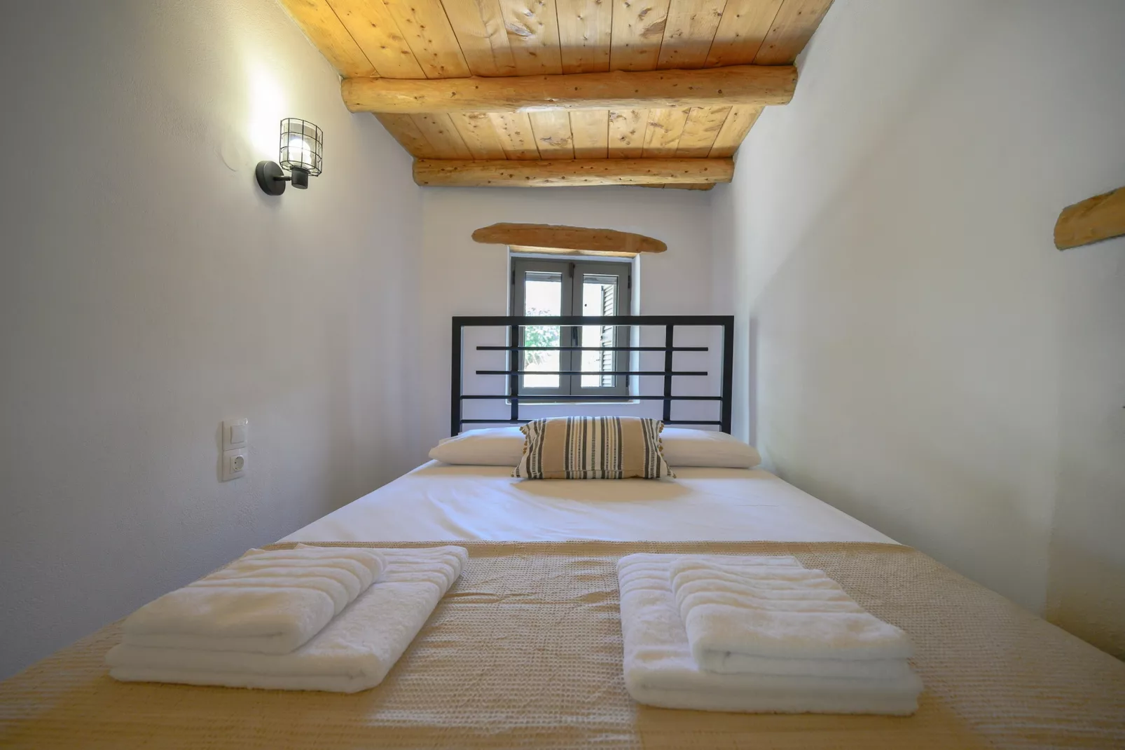 Nomas Home Imbros-Bedroom