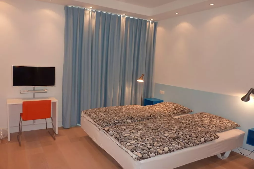 67070-Schlafzimmer